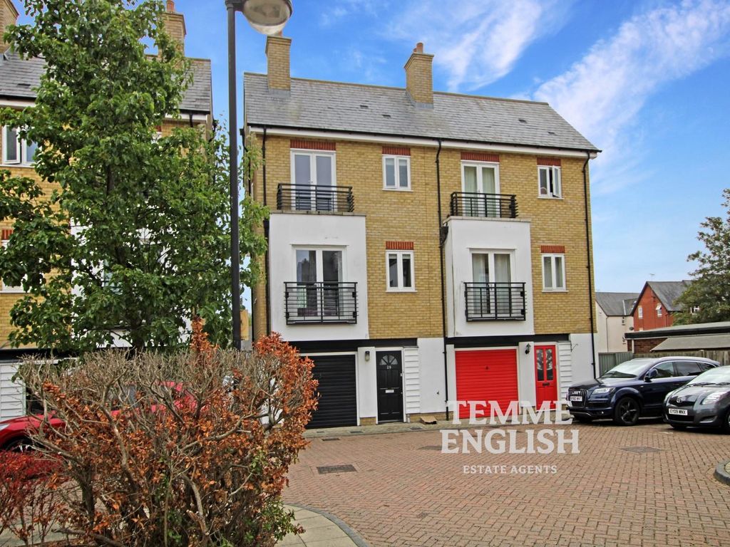 4 bed semidetached house for sale in Quest Place, Maldon CM9 Zoopla
