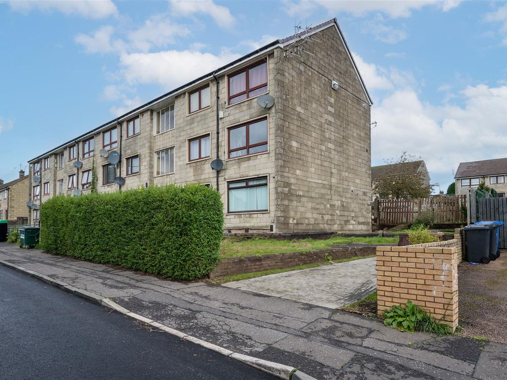2 bed flat for sale in St. Clement Place, Dundee DD3, £70,000 Zoopla