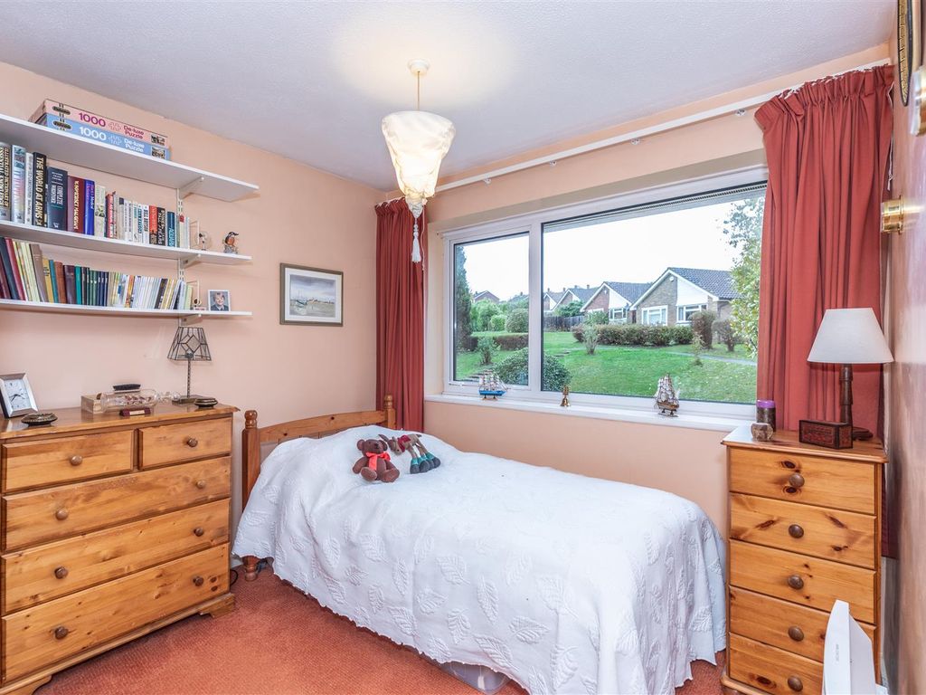 3 bed semidetached house for sale in Firle Green, Uckfield TN22, £