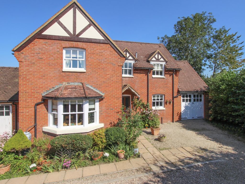 4 bed detached house for sale in Nans Garden, Newton Longville, Milton