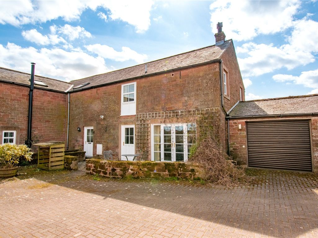 3 bed semidetached house for sale in The Old Barn, 5 Moss Side, Newton