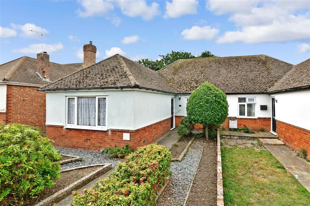 2 bed semidetached bungalow for sale in Nethercourt Farm Road