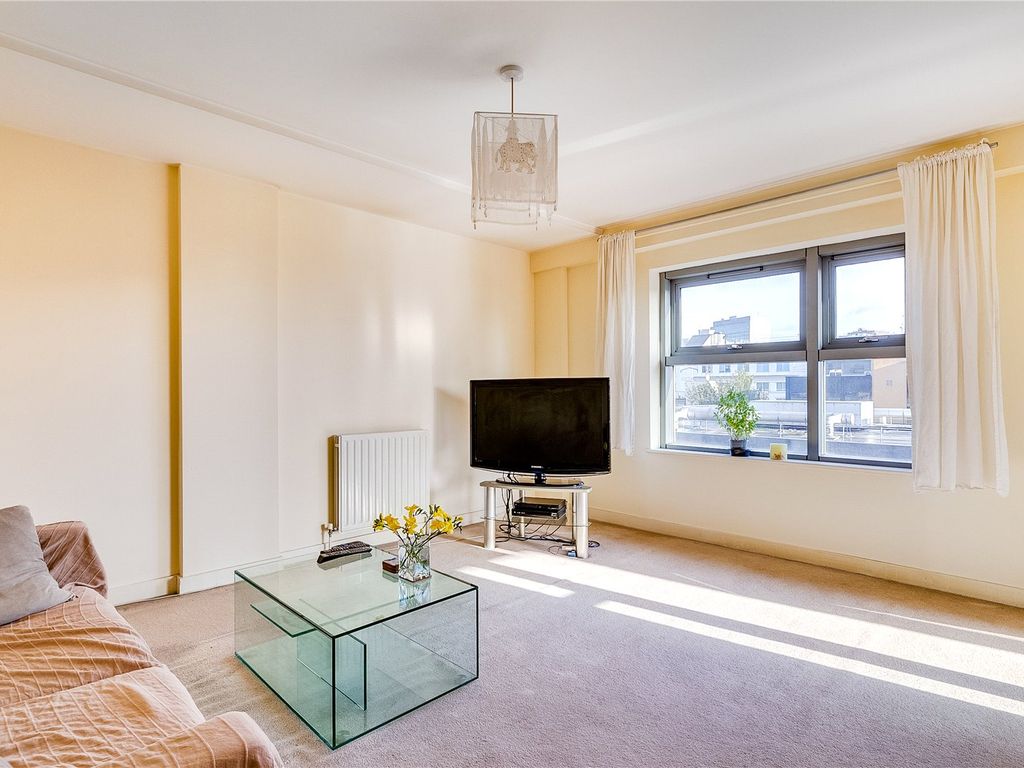 Hindon Court 104 Wilton Road London SW1V  