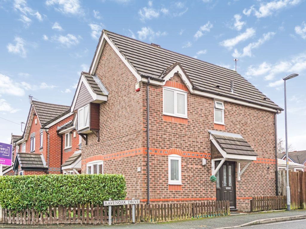 3 bed detached house for sale in Roman Road, Manchester M35, £280,000