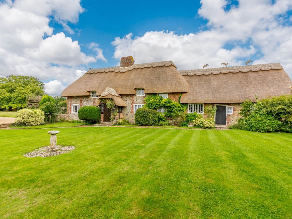 5 bed detached house for sale in Nyton Road, Westergate, Chichester