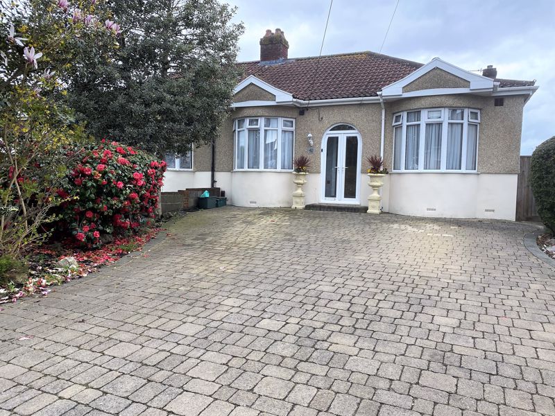 3 bed semidetached bungalow for sale in Footshill Road, Hanham