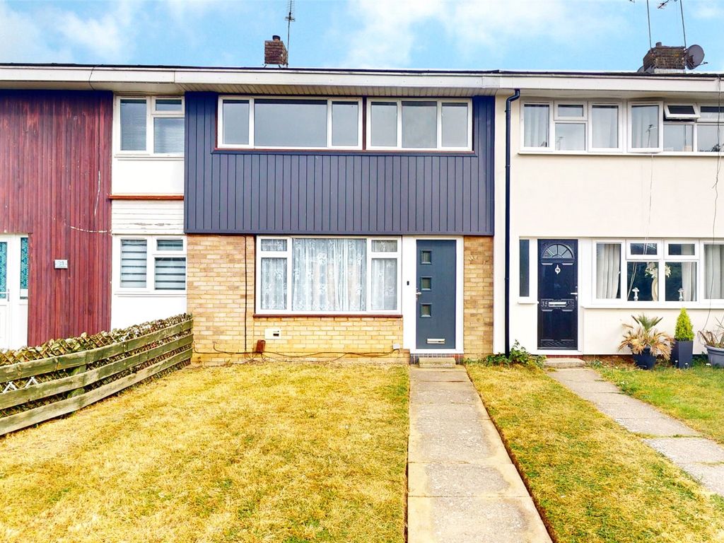 3 bed terraced house for sale in Woolmer Green, Lee Chapel North