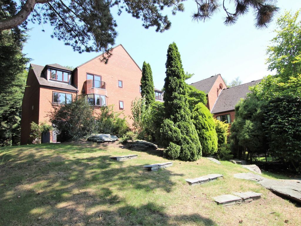 4 bed flat for sale in Barry Rise, Bowdon, Altrincham WA14 Zoopla