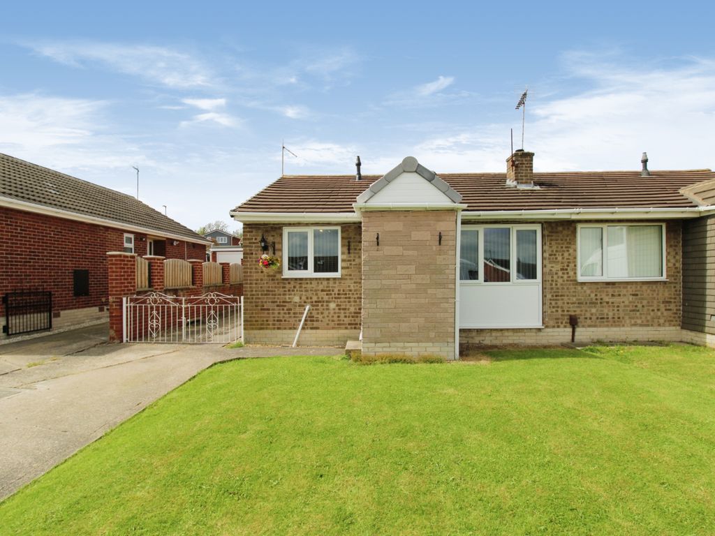 2 bed bungalow for sale in Larkspur Close, Swinton, Mexborough S64 Zoopla