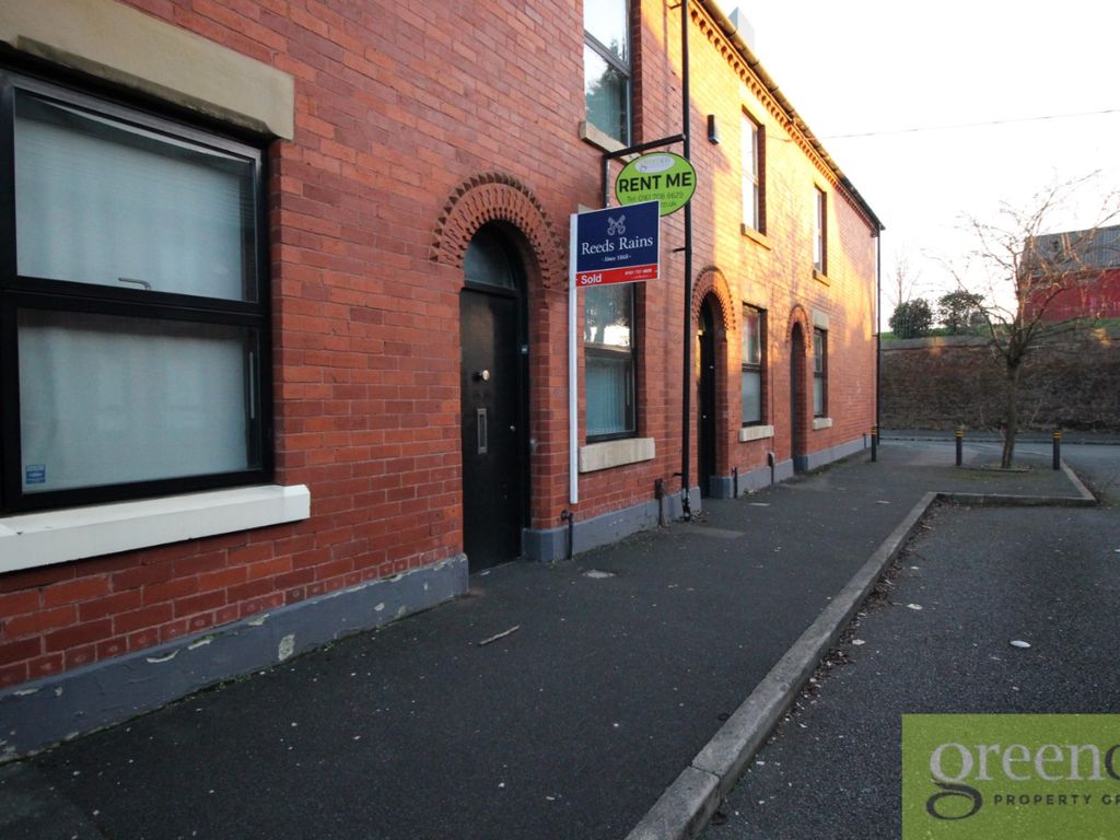 2 bed terraced house to rent in Fir Street, Langworthy, Salford M6, £