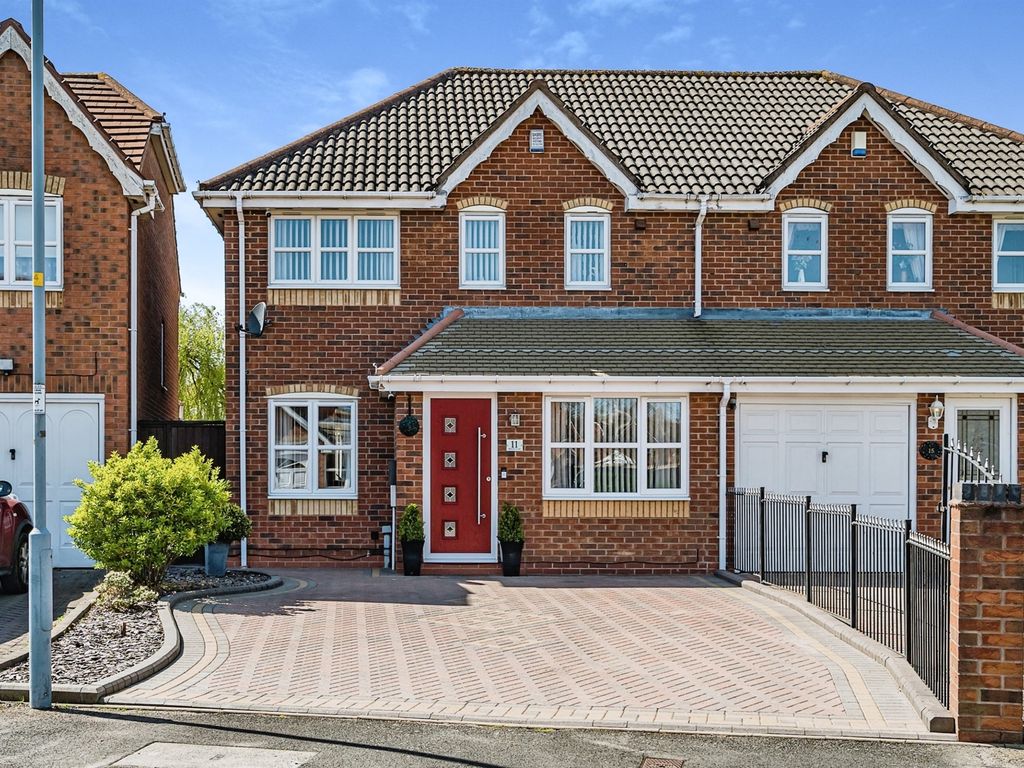 3 bed semidetached house for sale in Richmond Aston Drive, Tipton DY4