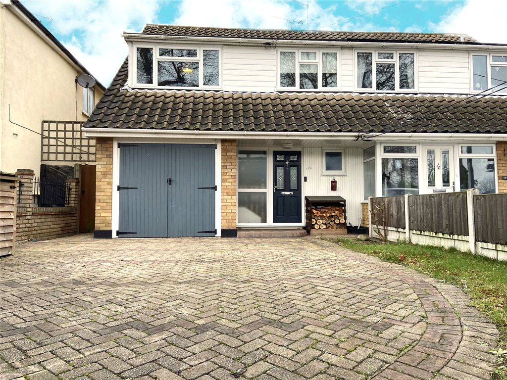 4 bed semidetached house for sale in Bull Lane, Rayleigh, Essex SS6, £