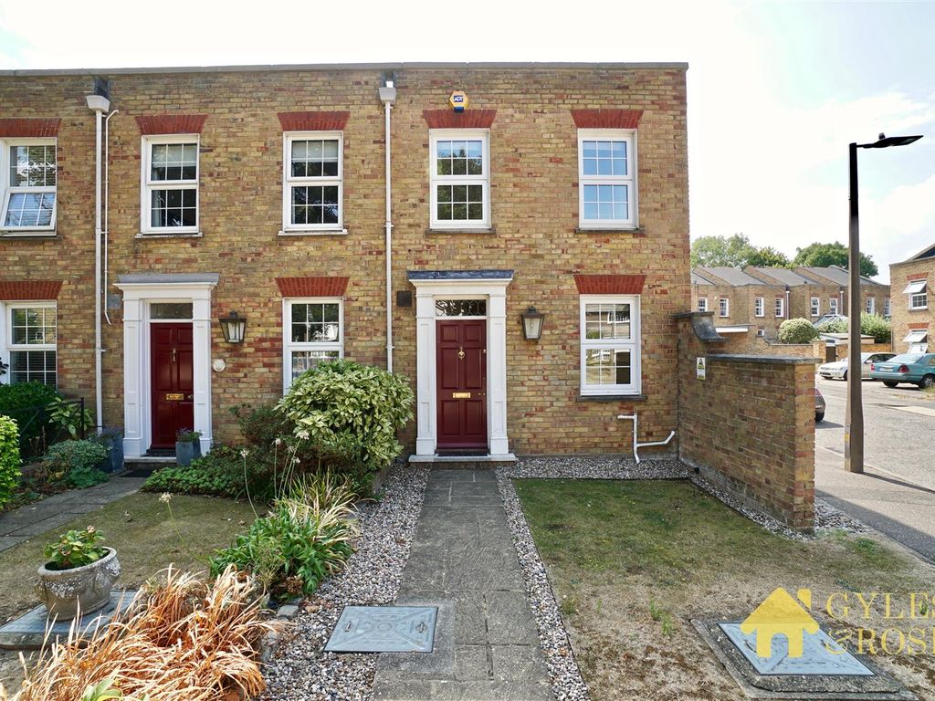 2 bed semi-detached house for sale in Bishopsteignton, Shoeburyness