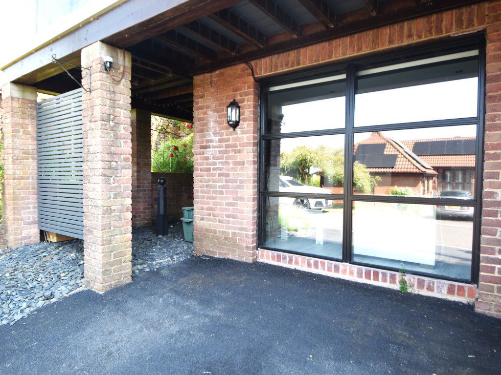 1 bed flat to rent in Cabot Rise, Portishead, Bristol BS20, £1,250 pcm