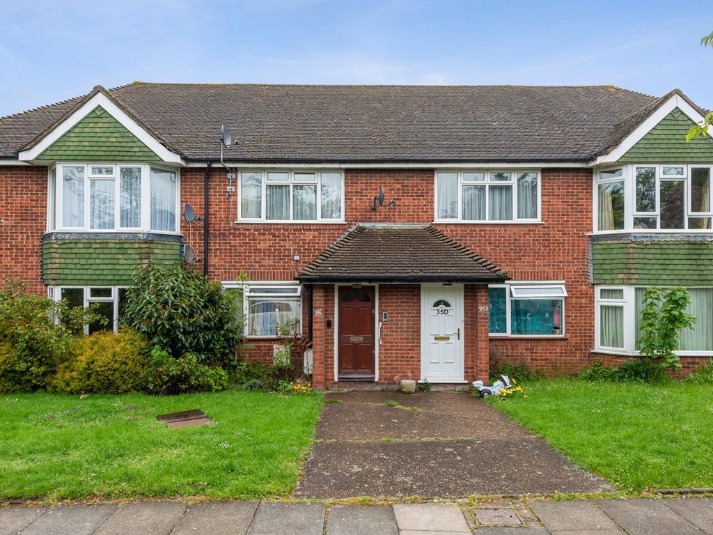 2 bed flat for sale in Sterling Avenue, Edgware HA8 Zoopla