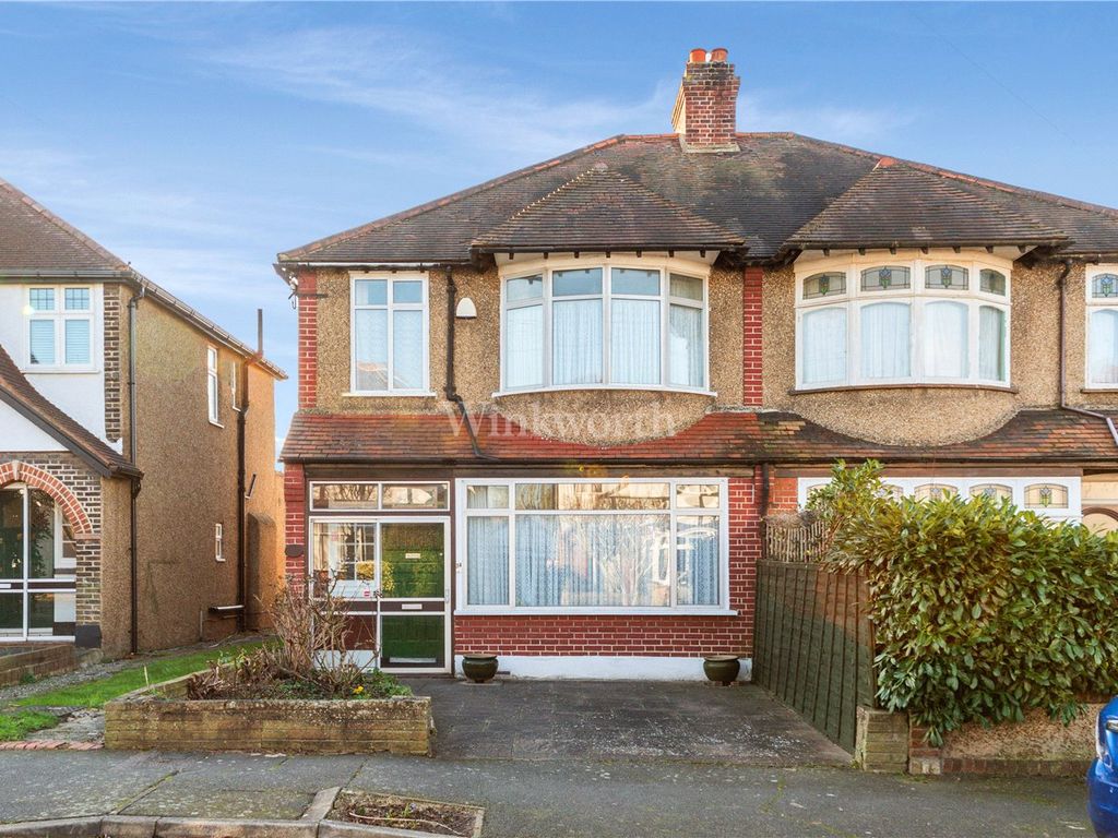 3 bed detached house for sale in Groveland Road, Beckenham BR3, £
