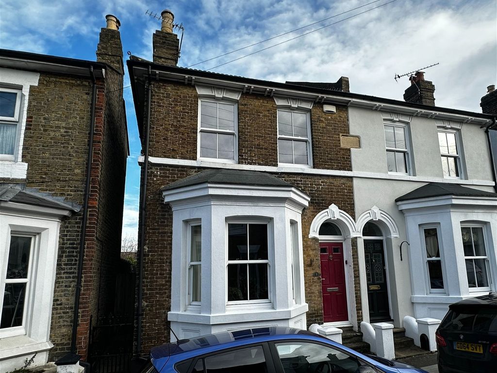 2 bed semidetached house for sale in Ridley Road, Rochester ME1, £