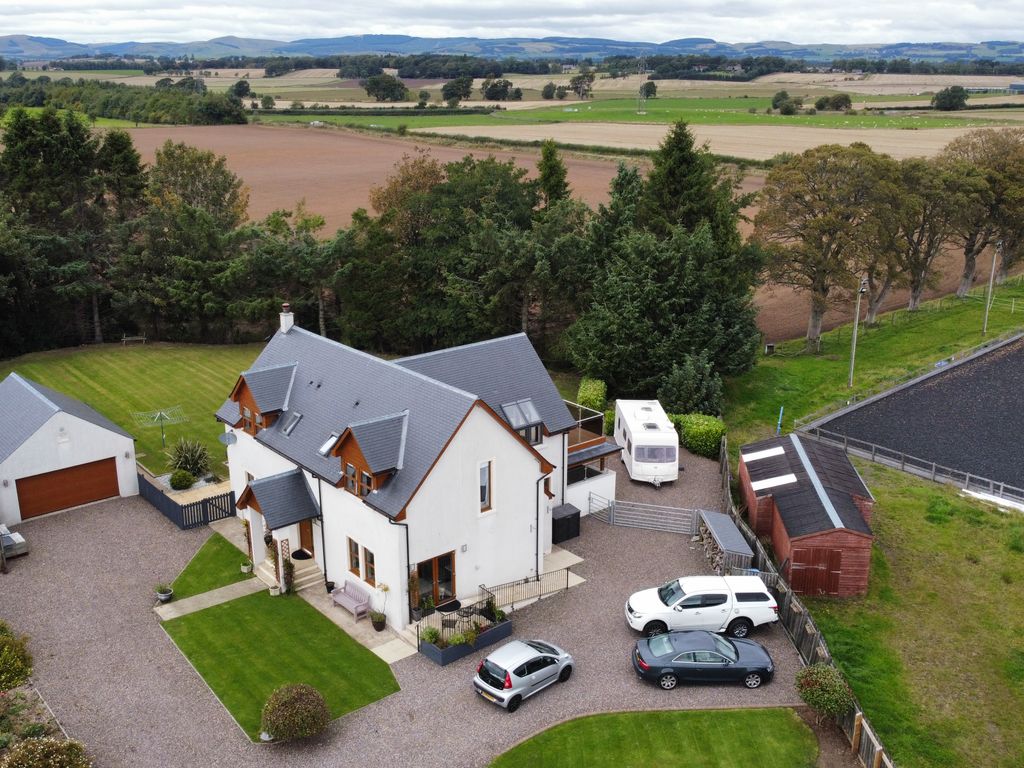 4 bed detached house for sale in Blairadam, Kelty KY4 Zoopla