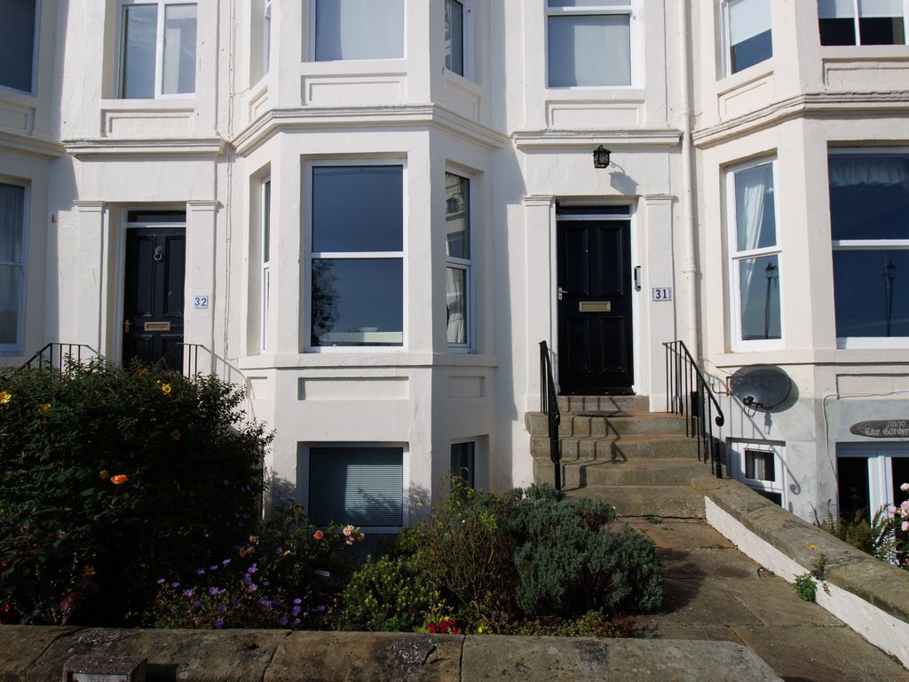 2 bed flat for sale in The Crescent, Filey YO14, £202,500 Zoopla