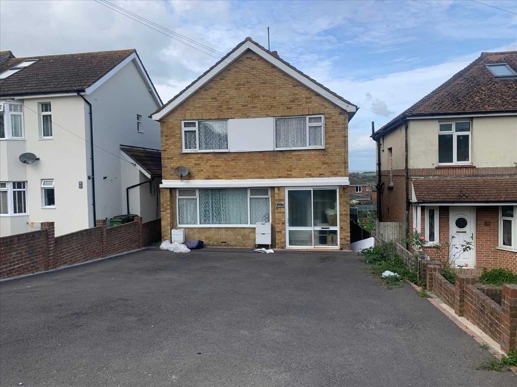 3 bed detached house for sale in Brighton Road, Newhaven BN9, £360,000