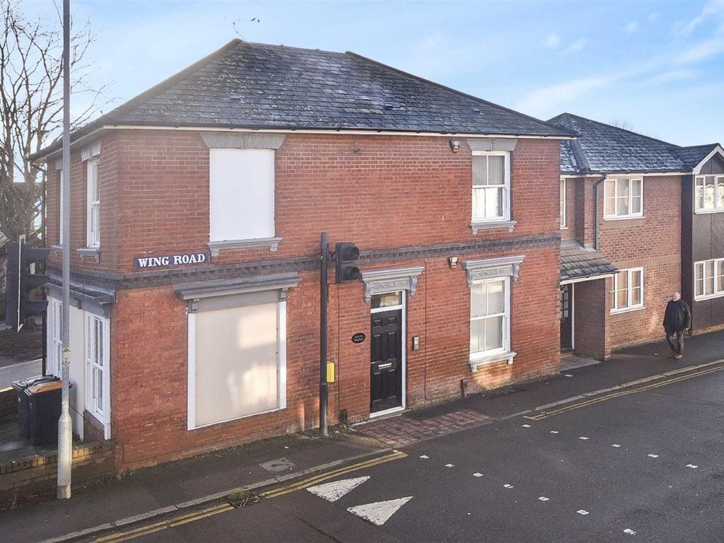 4 bed detached house for sale in Wing Road, Leighton Buzzard LU7 Zoopla