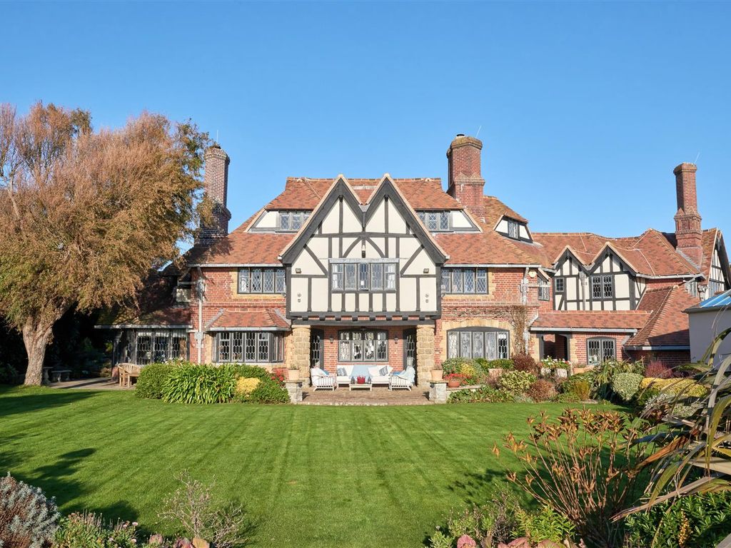 7 bed detached house for sale in Craigweil Lane, Aldwick PO21, £3,500,000 Zoopla