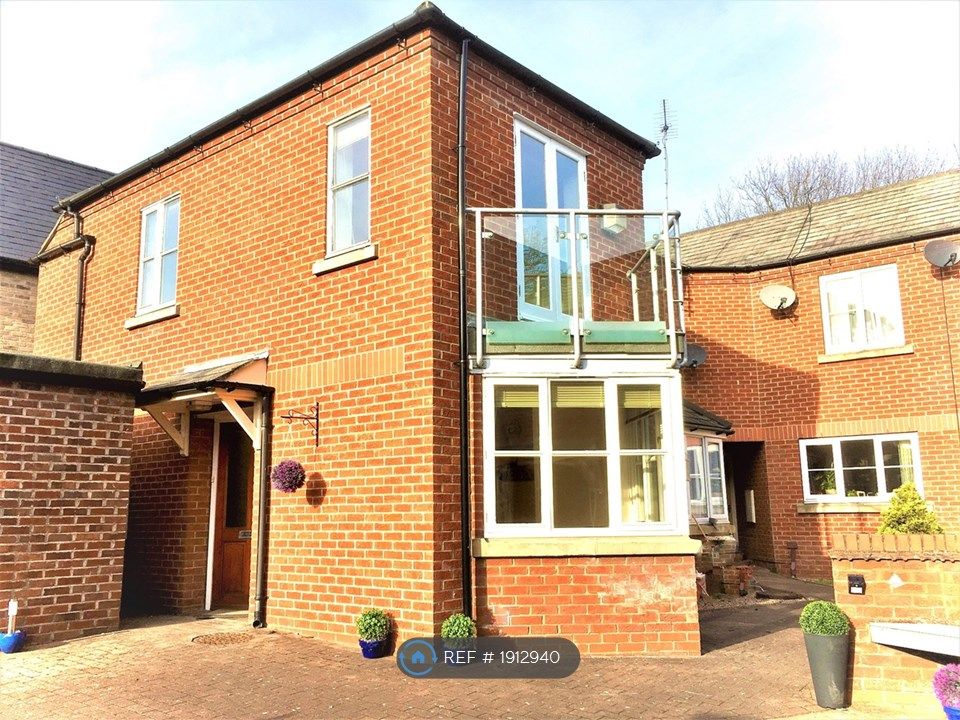 1 bed end terrace house to rent in Church Mews, Hessle HU13, £625 pcm