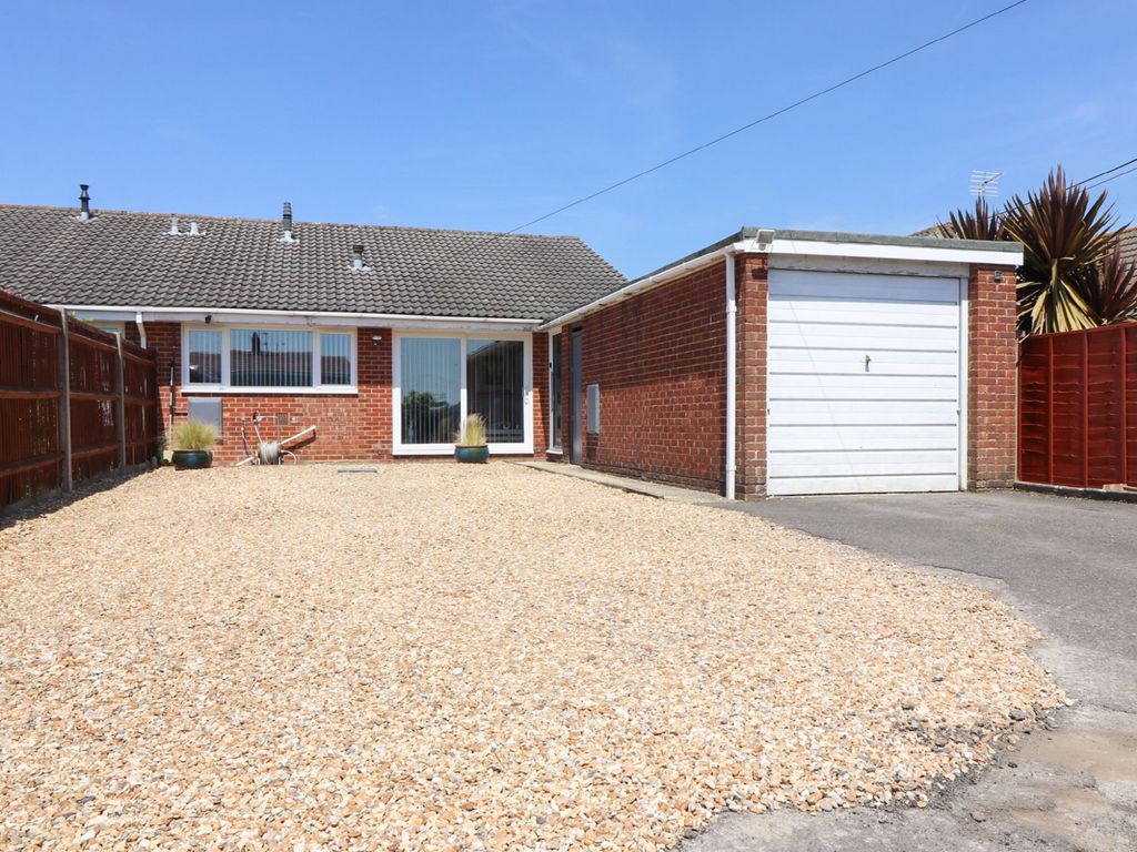 3 bed semidetached bungalow for sale in Upper St. Helens Road, Hedge
