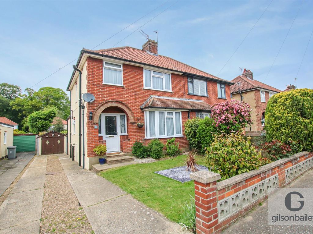 3 bed semidetached house for sale in Beechwood Drive, Thorpe St