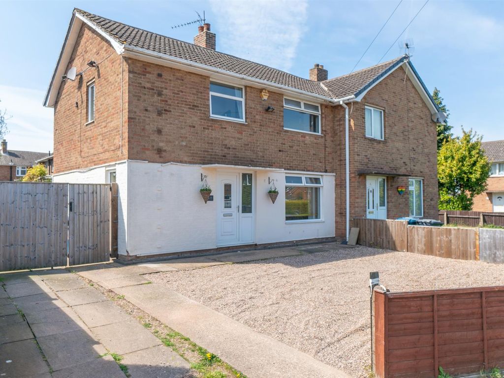3 bed semidetached house for sale in Woodview, Cotgrave, Nottingham