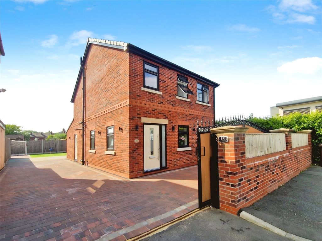 3 bed detached house for sale in Queen Street, Little Hulton