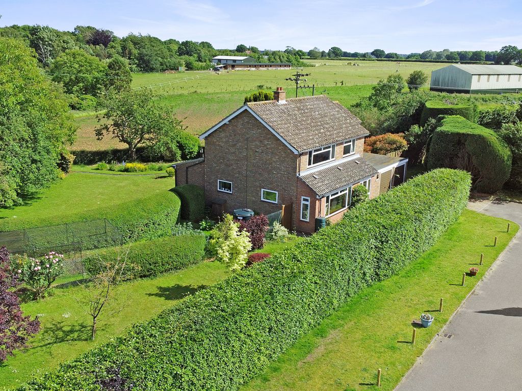 5 bed detached house for sale in Mission Lane, East Bergholt, Colchester CO7 Zoopla