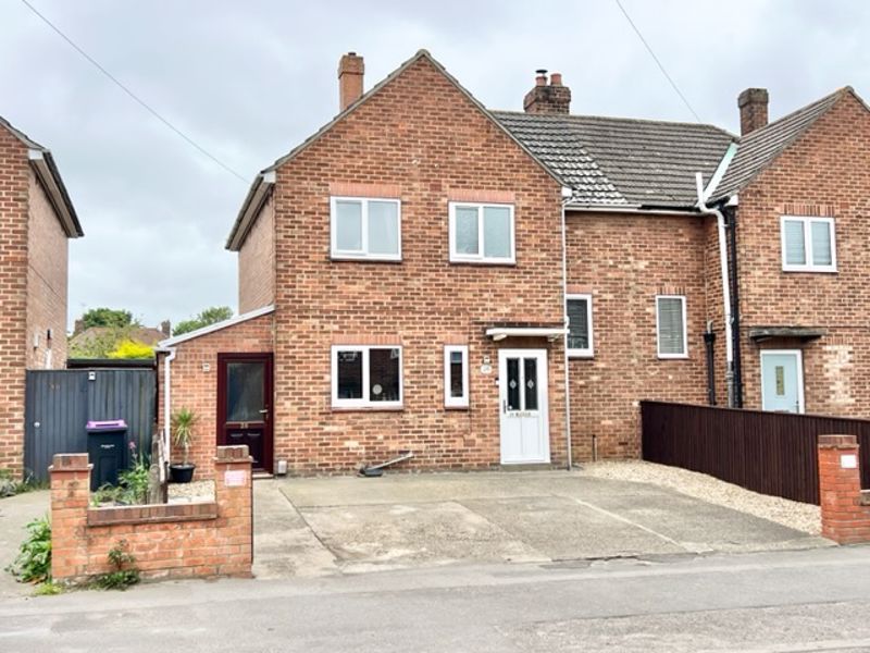 3 bed semidetached house for sale in St. Bernards Avenue, Louth LN11