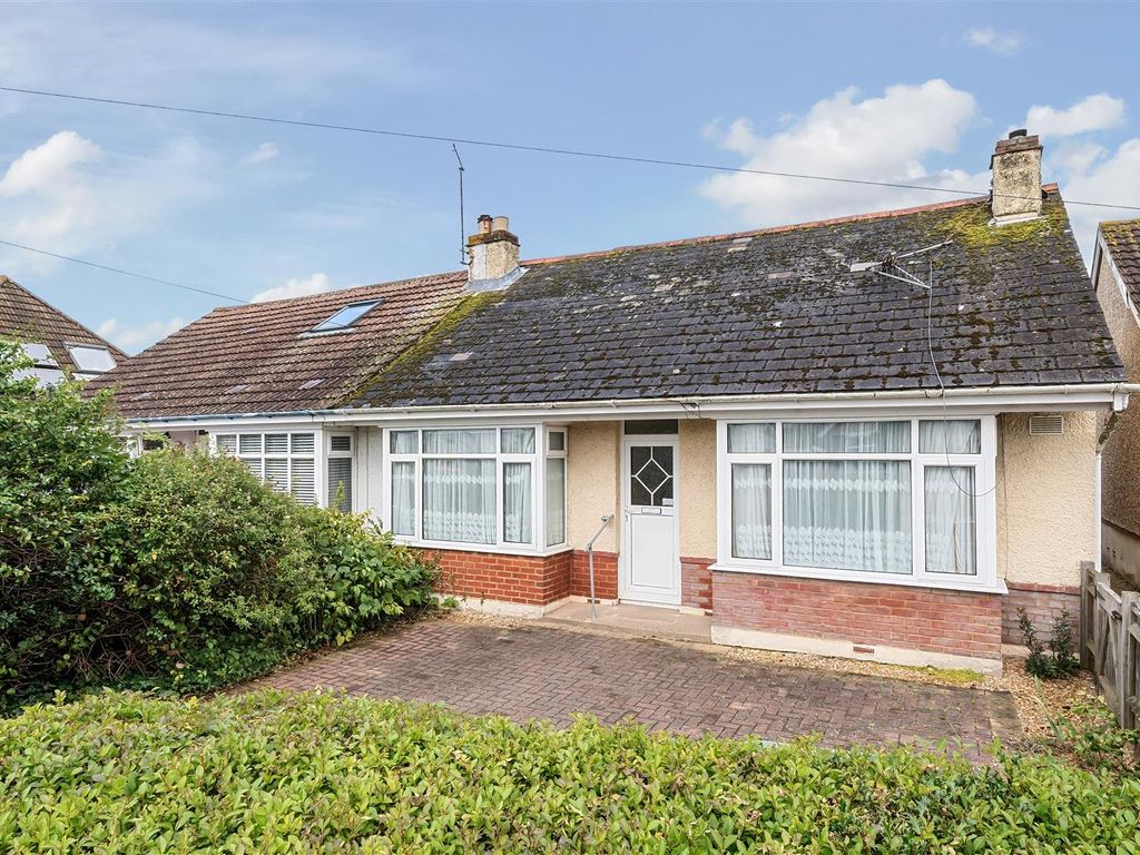 3 bed semidetached bungalow for sale in Park Avenue, Purbrook