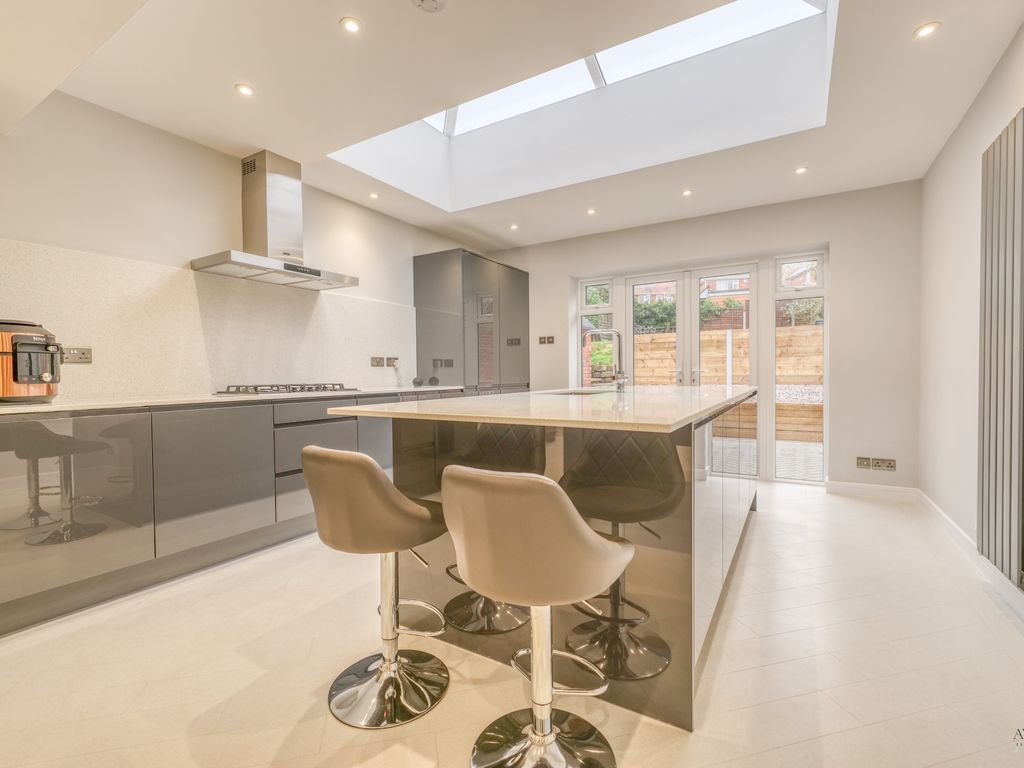 3 bed semidetached house for sale in Saint Peter’S Road, Pedmore