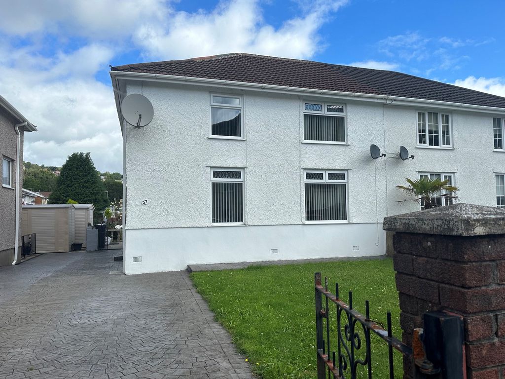 3 bed semidetached house for sale in Varteg Road, Ystalyfera, Swansea