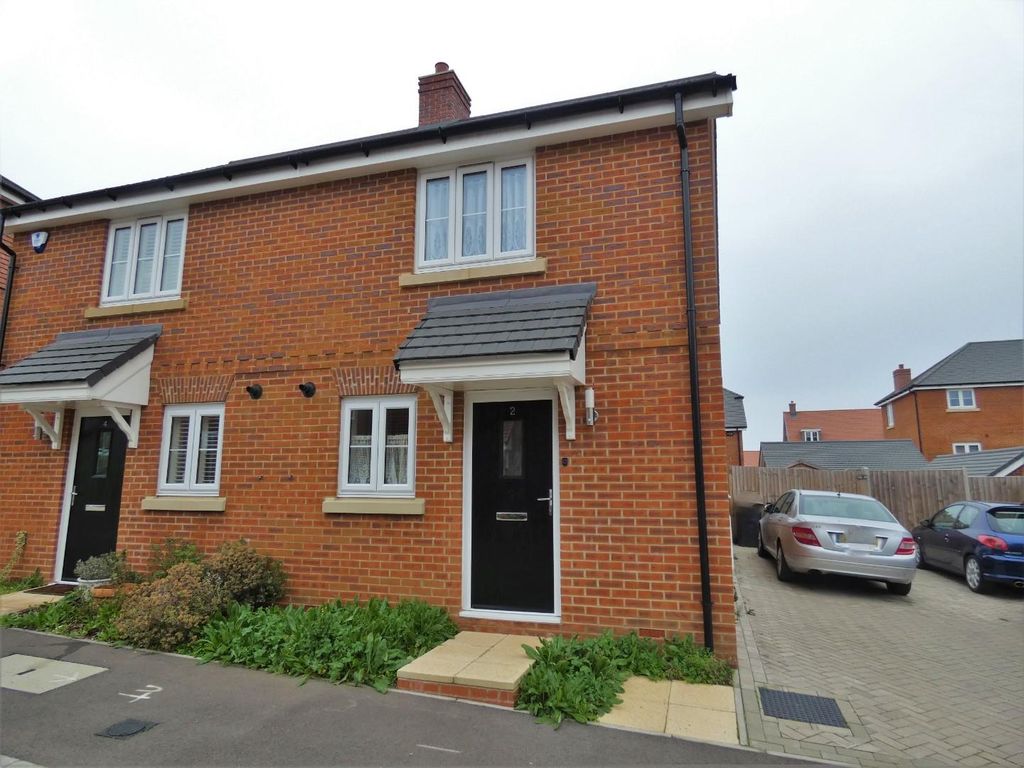 2 bed semidetached house for sale in Furrow Lane, Gravesend DA11 Zoopla
