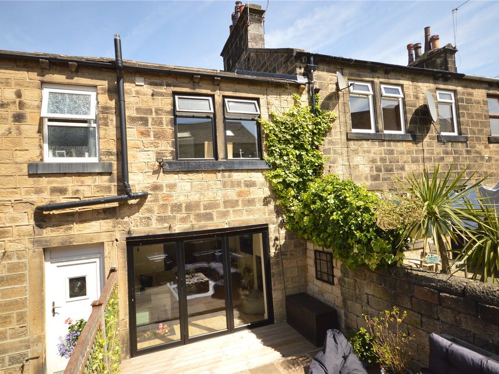 2 bed terraced house for sale in Kirk Lane, Yeadon, Leeds, West