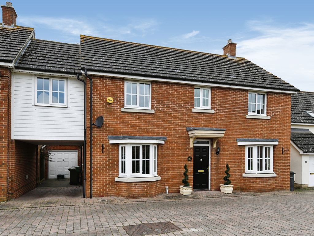 5 bed detached house for sale in Baden Powell Close, Chelmsford CM2