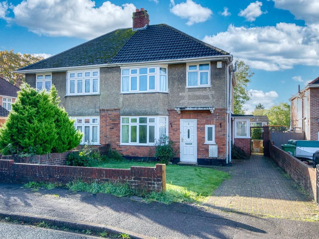 3 bed semidetached house for sale in St. Annes Gardens, Woolston