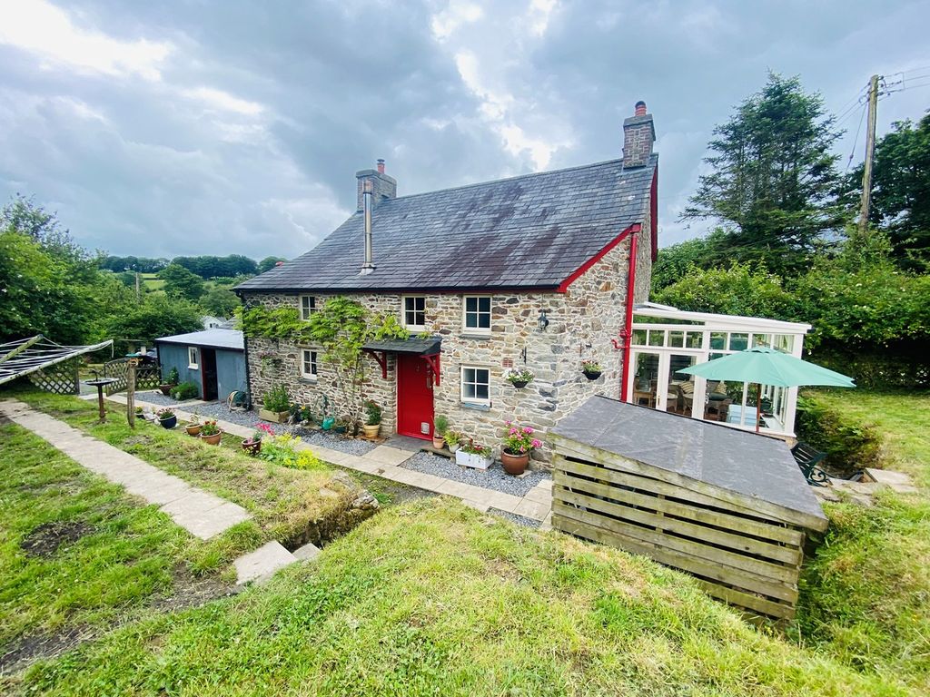 4 bed detached house for sale in Drefach, Llanybydder SA40 Zoopla