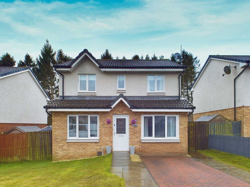 4 bed detached house for sale in Bluebell Wynd, Wishaw ML2, £225,000