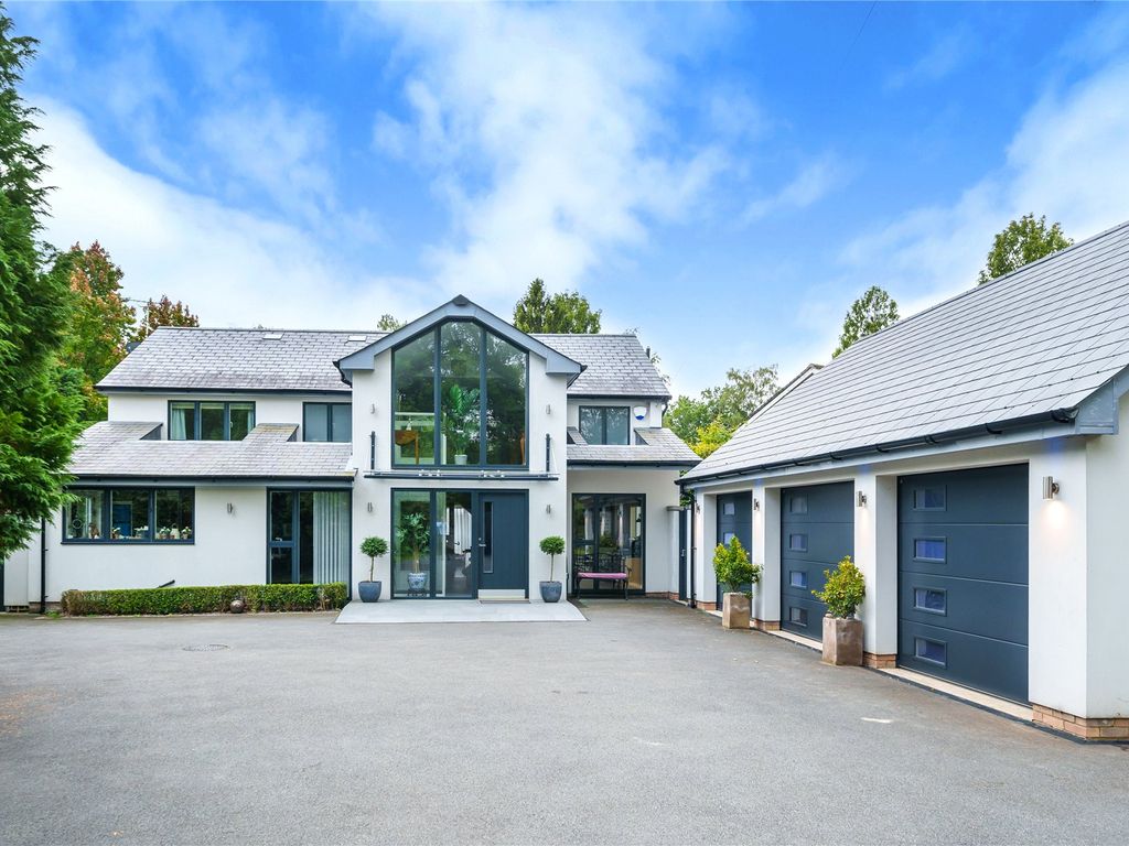 4 bed detached house for sale in Fox Corner, Worplesdon, Surrey GU3, £