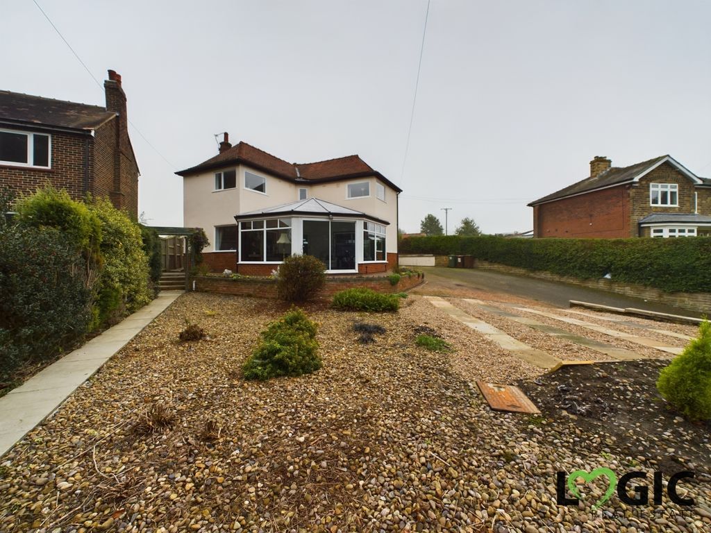 4 bed detached house for sale in West Lane, Sharlston Common, Wakefield