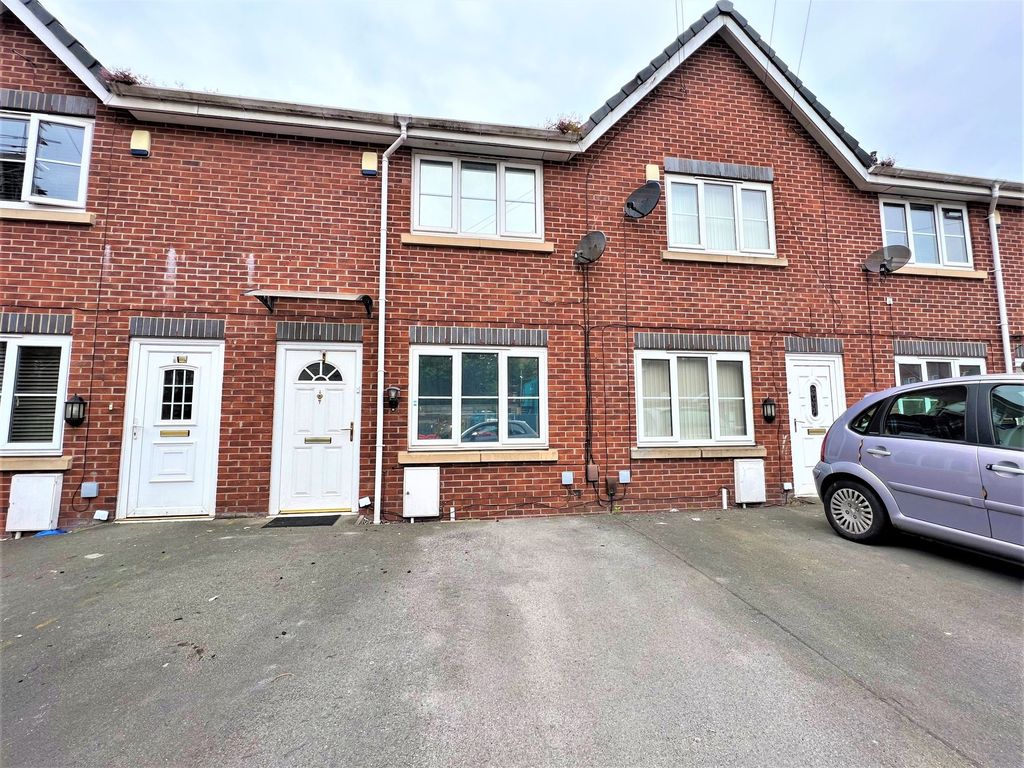 3 bed terraced house for sale in Mather Road, Eccles M30 Zoopla