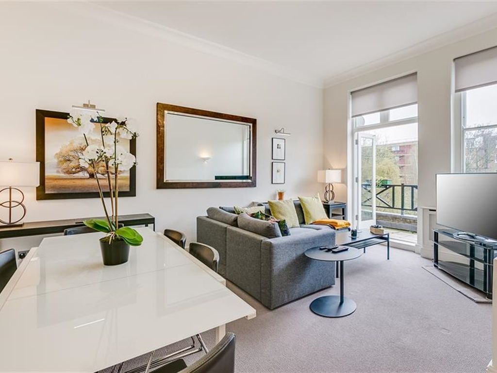 Alexa Court Lexham Gdns W8  