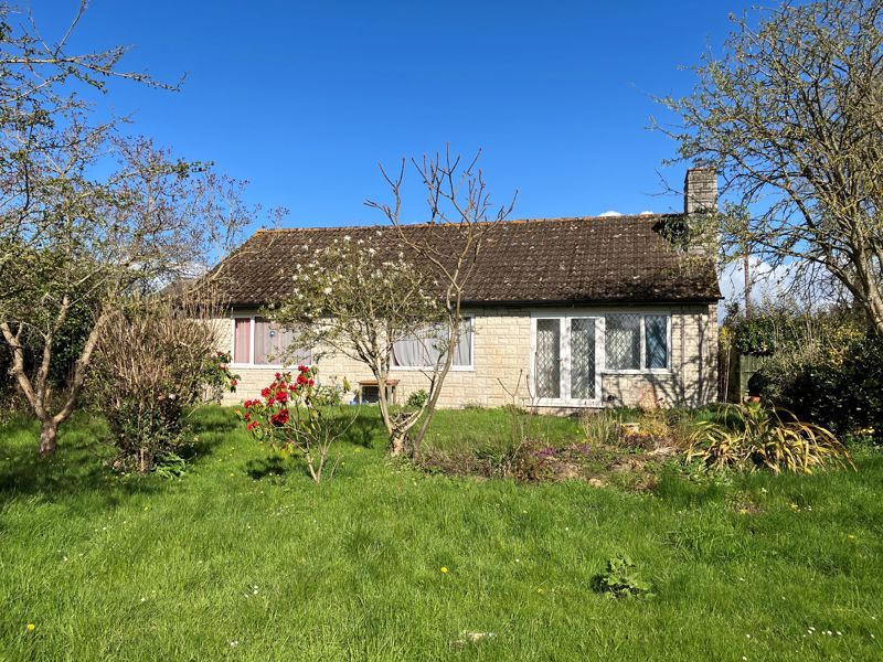 3 bed detached bungalow for sale in Stembridge, Martock TA12 Zoopla