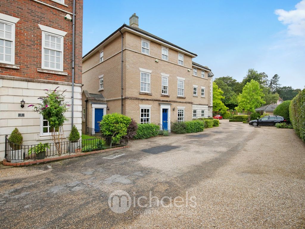 3 bed town house for sale in Lexden Park, Lexden, Colchester CO3, £