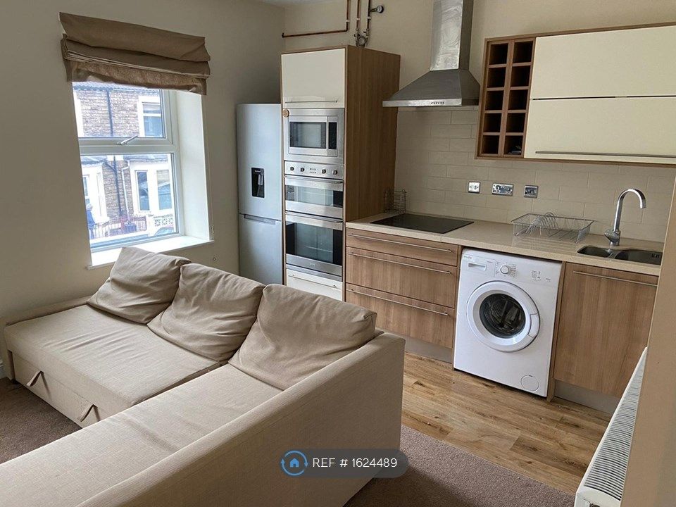 2 bed flat to rent in Roath, Cardiff CF24 Zoopla