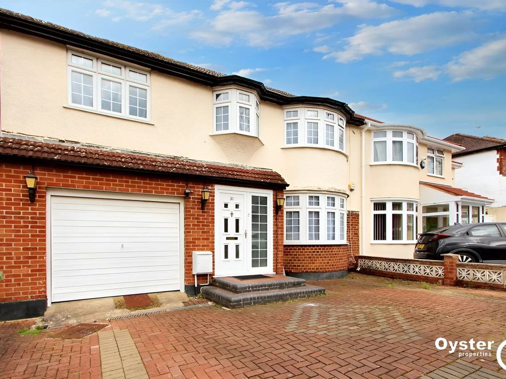 5 bed semidetached house to rent in Wentworth Hill, Wembley HA9, £